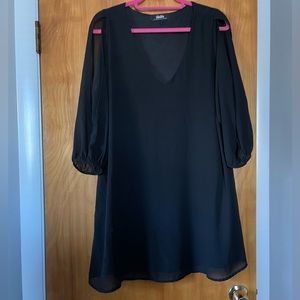 Lulu’s Black Dress